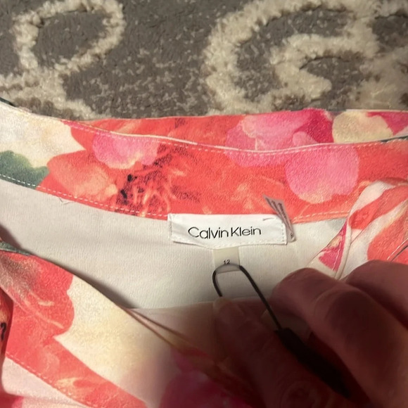 Calvin Klein skirt. New. Sheer but lined. Size 12. Floral. Gorgeous. - Picture 4 of 4